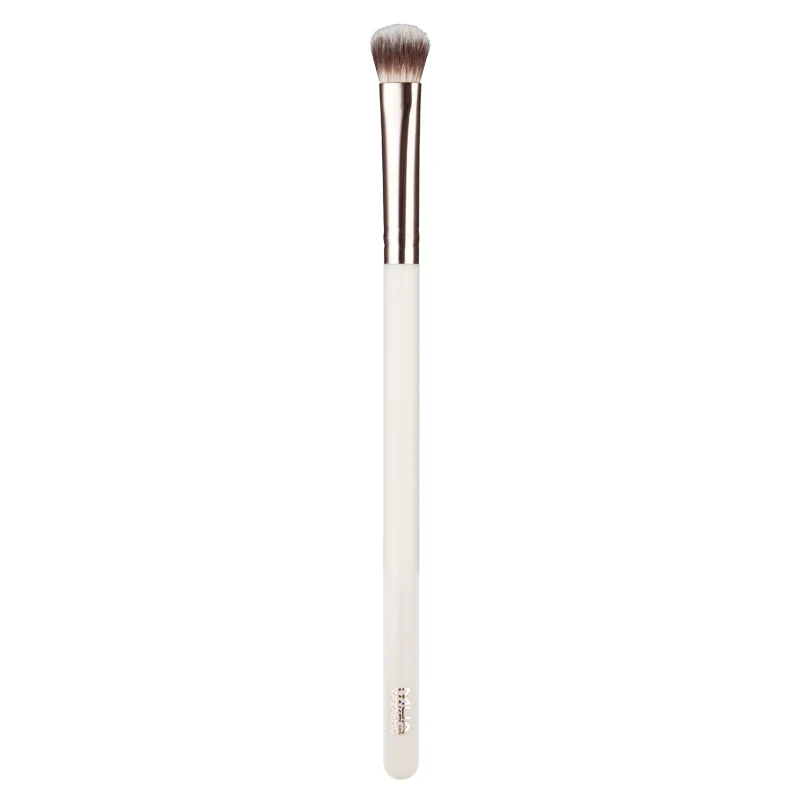 MUA FLAT EYE BASE BRUSH